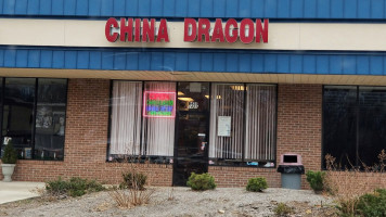 China Dragon outside