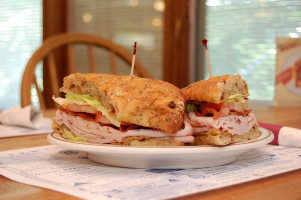 Boulevard Drive-in Family food