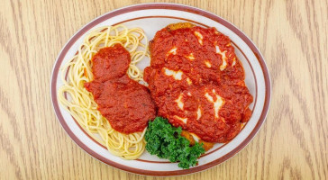 Boulevard Drive-in Family food