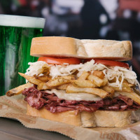 Primanti Bros. Restaurant And Bar Erie food