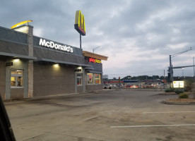 Mcdonald's In West Pla food