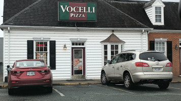 Vocelli Pizza outside