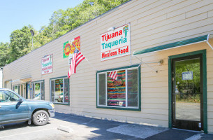 Tijuana Taqueria outside