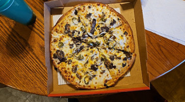 Papa's Pizza To Go food