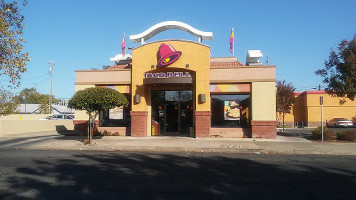 Taco Bell outside