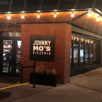 Johnny Mo's Pizzeria food