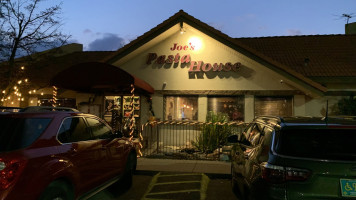 Joe's Pasta House outside