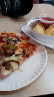 Sal's Pizza food