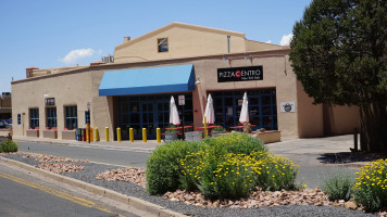 Pizza Centro outside