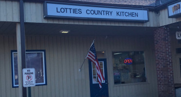 Lottie's Country Kitchen food