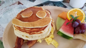 Town Hall Bakery And Daily Special Cafe food