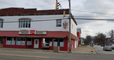 Dabrowski's Deli outside