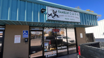 Ramblin' Cafe outside