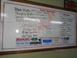 Tammy's Oakboro menu