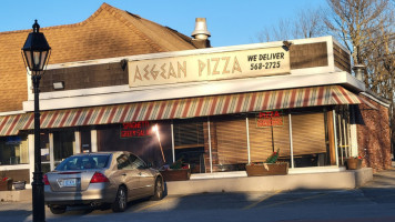 Aegean Pizza outside