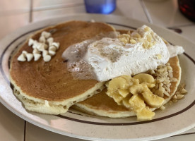 The Plantation House food