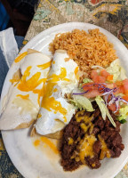 Molly's La Casita food