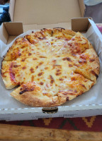 Aloha Pizza food