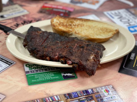 Jimmys Barbeque Pit food