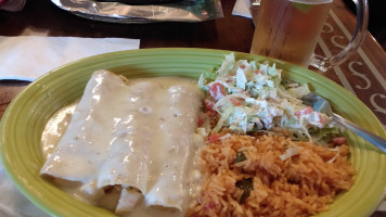 La Fiesta Mexican Grille food