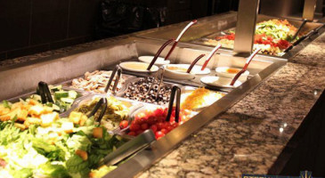 Steelworks Buffet And Grill food