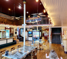 Pier 49 Pizza Springville inside