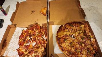 Pizza Hut food