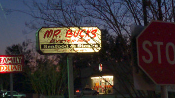 Mr. Bucks Oyster outside