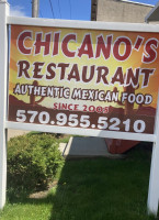 Chicano's food