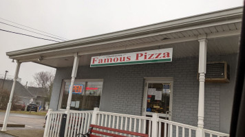 Charlestown Famous Pizza food