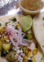 Taqueria Laurita food