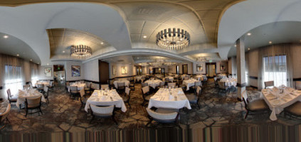 Ruth's Chris Steak House inside