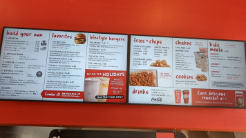 Mooyah Burgers, Fries Shakes food