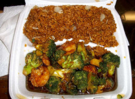 Yum's Chinese Carry Out food