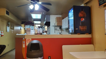 Zeiderelli's Pizza Subs inside