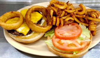 Bailey's Hoagie Shop food