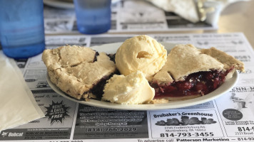 Peggy's Diner outside