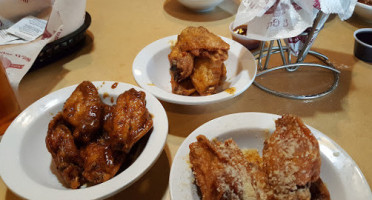 East Coast Wings Grill food