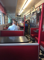 Kuppy's Diner food