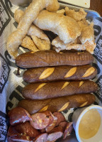 Smokey Bones food