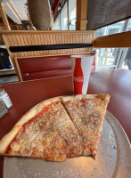 Giuseppe's Brothers Pizza food