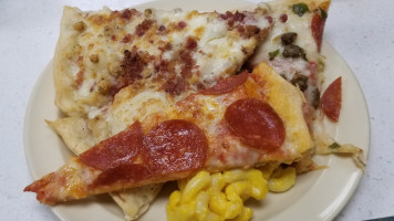 Pizza Inn food