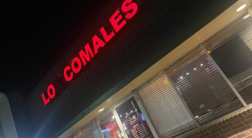 Los Comales food