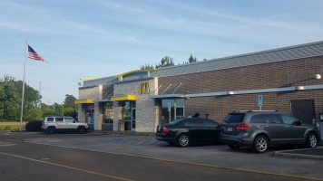 Mcdonald's outside