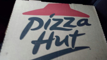 Pizza Hut food