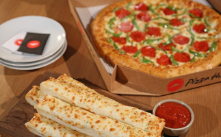 Pizza Hut food