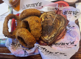 Huey's Collierville food