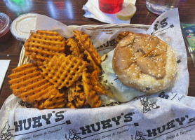 Huey's Collierville food