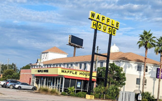 Waffle House outside