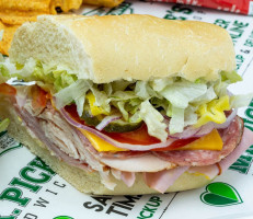 Mr Pickle's Sandwich Shop food